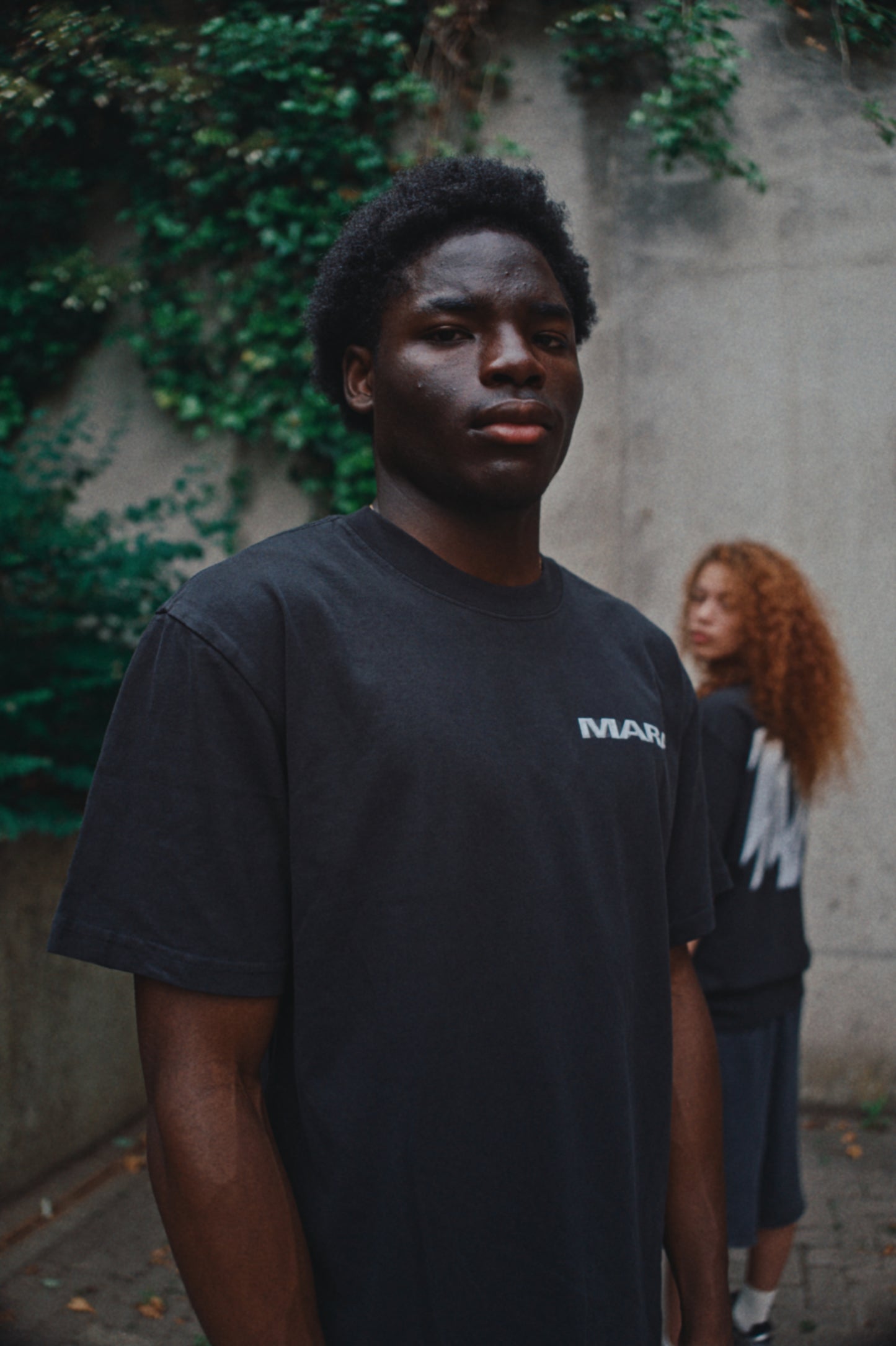 Chrome "M" logo - Vintage Black